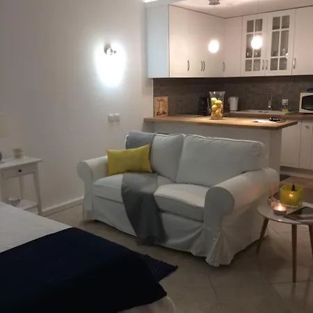 Our Nest Rua Das Estrelas *